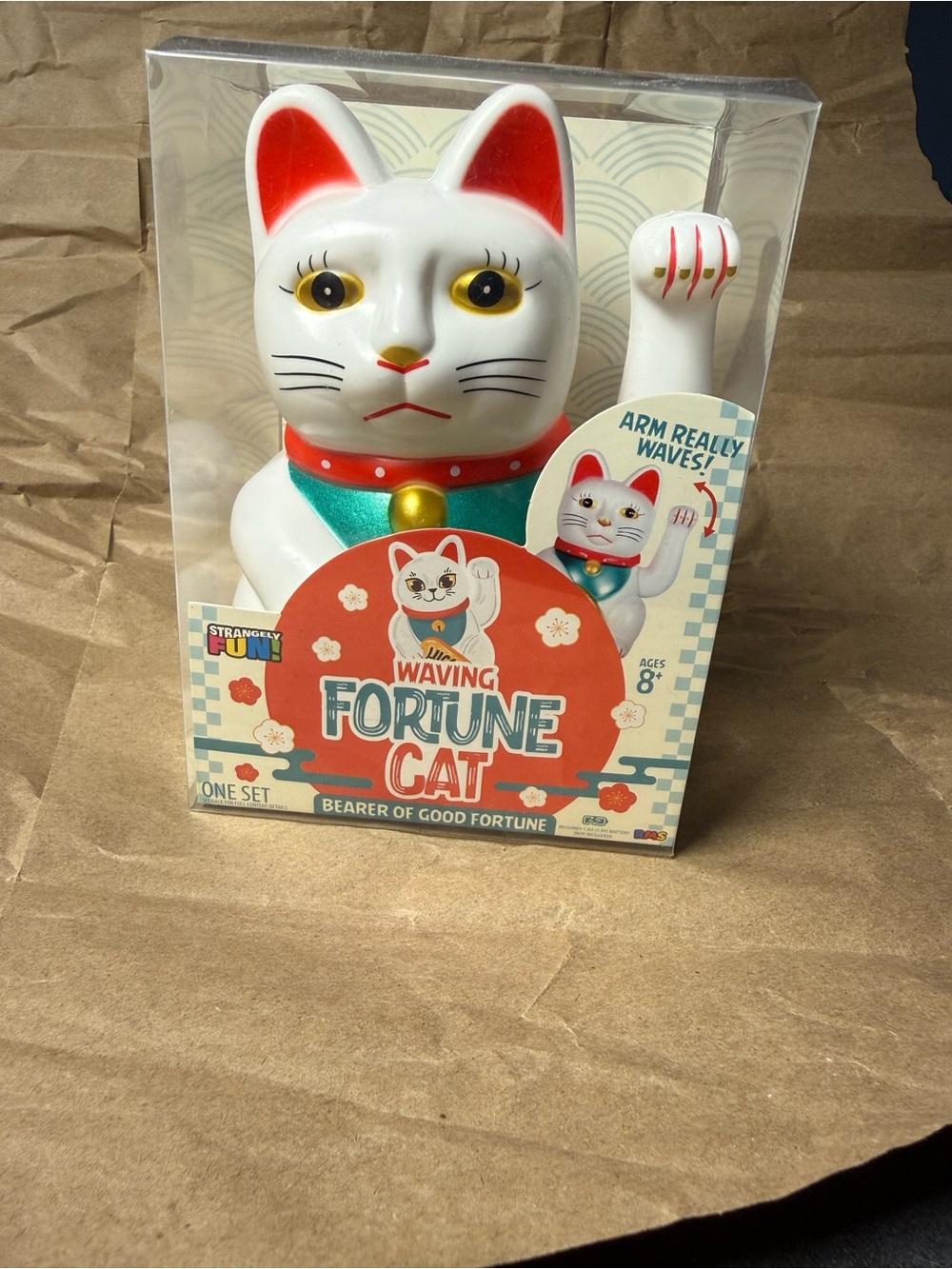 Strangely Fun! Waving Fortune Cat Chinese Bearer of Good Fortune